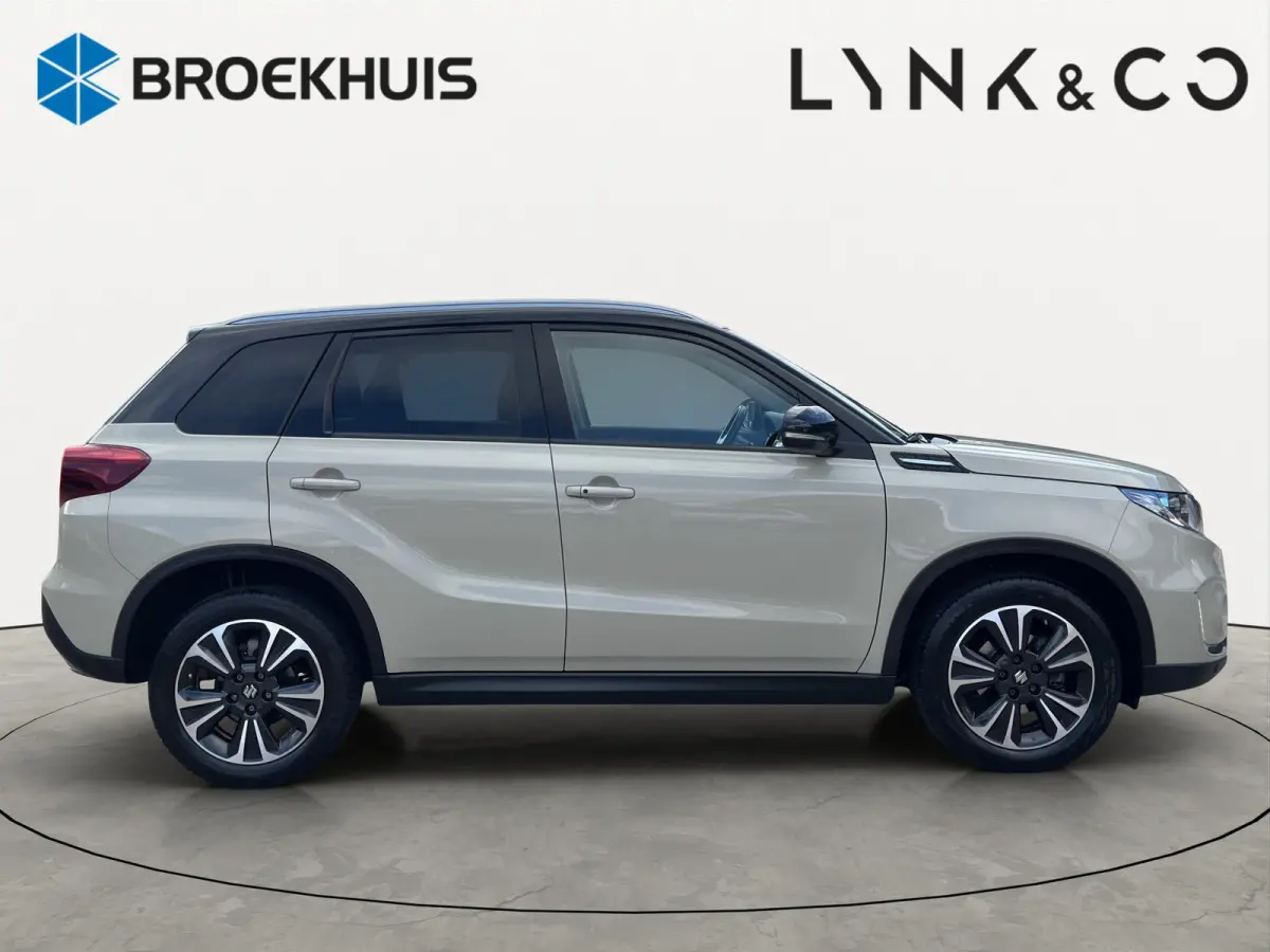 1.4 Boosterjet AllGrip Stijl | Panoramadak | Achteruitrijcamera | Cruise control adaptief |