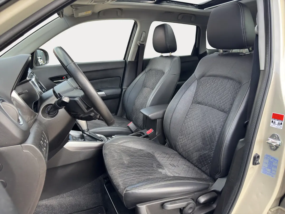 1.4 Boosterjet AllGrip Stijl | Panoramadak | Achteruitrijcamera | Cruise control adaptief |