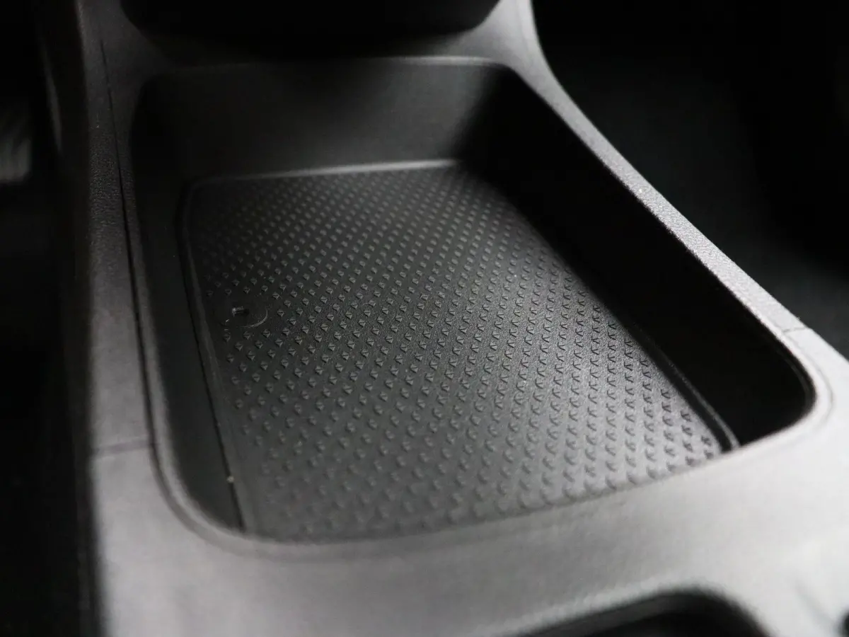 1.8 HEV First Edition | Adaptieve Cruise Control | Stoel, Stuur en Voorruitverwarming | Rondom Camera's | 8 Jaar Fabrieksgarantie | €5000 Korting! |