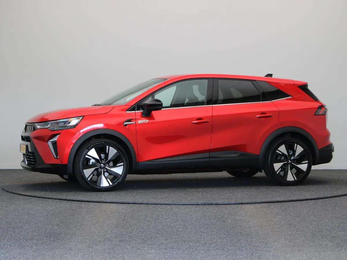 1.8 HEV First Edition | Adaptieve Cruise Control | Stoel, Stuur en Voorruitverwarming | Rondom Camera's | 8 Jaar Fabrieksgarantie | €5000 Korting! |