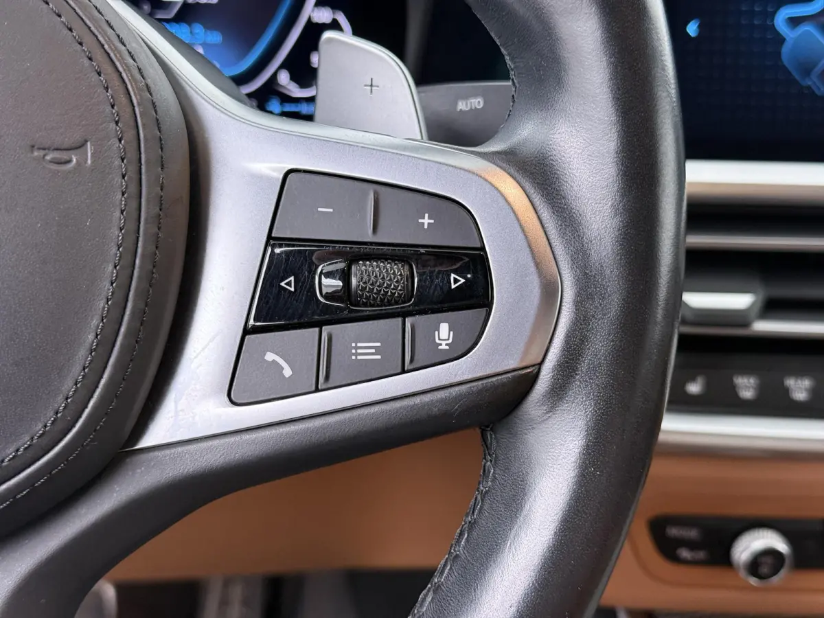320e Business Edition Plus | SoH 88% | Comforttoegang | Stuur- stoelverwarming | Laserlicht | Head-Up Display |