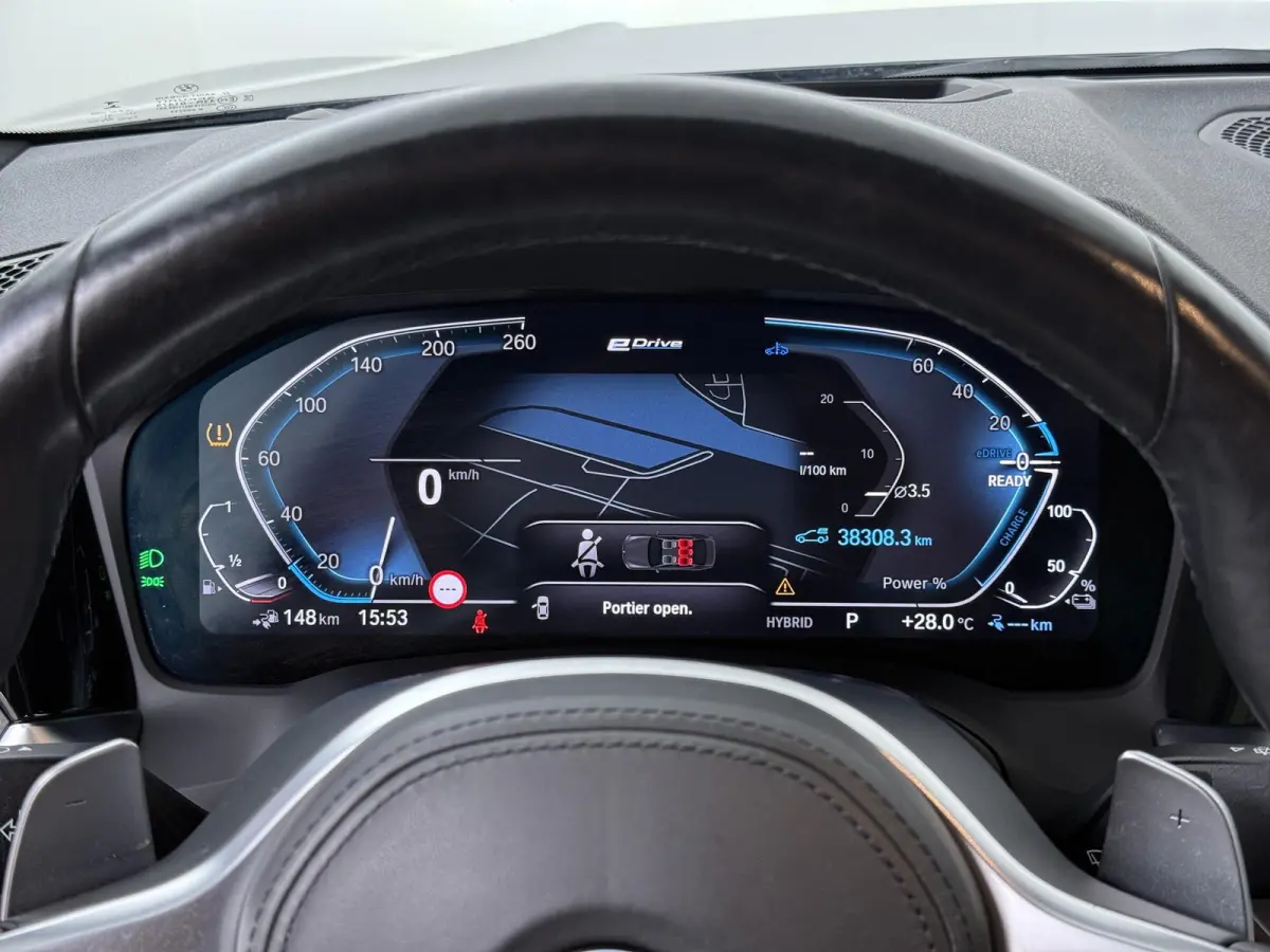 320e Business Edition Plus | SoH 88% | Comforttoegang | Stuur- stoelverwarming | Laserlicht | Head-Up Display |