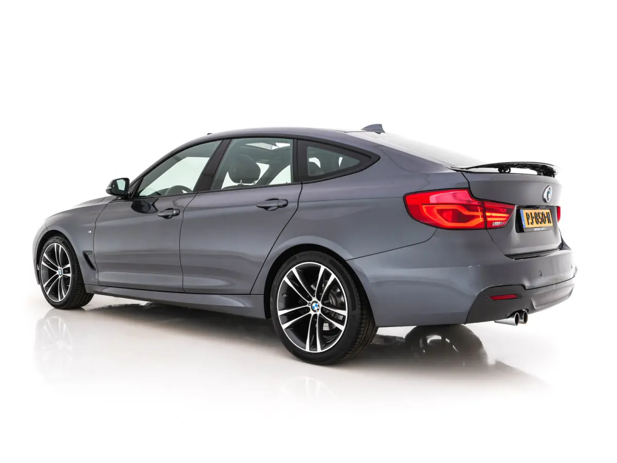 320i M-Sportpack High-Executive Aut. *PANO | LEATHER | FULL-LED | NAVI-FULLMAP | HEATED-SPORTSEATS | HIFI-SOUND | SHIFTPADDLES | ECC | PDC | CRUISE | 19''ALU*