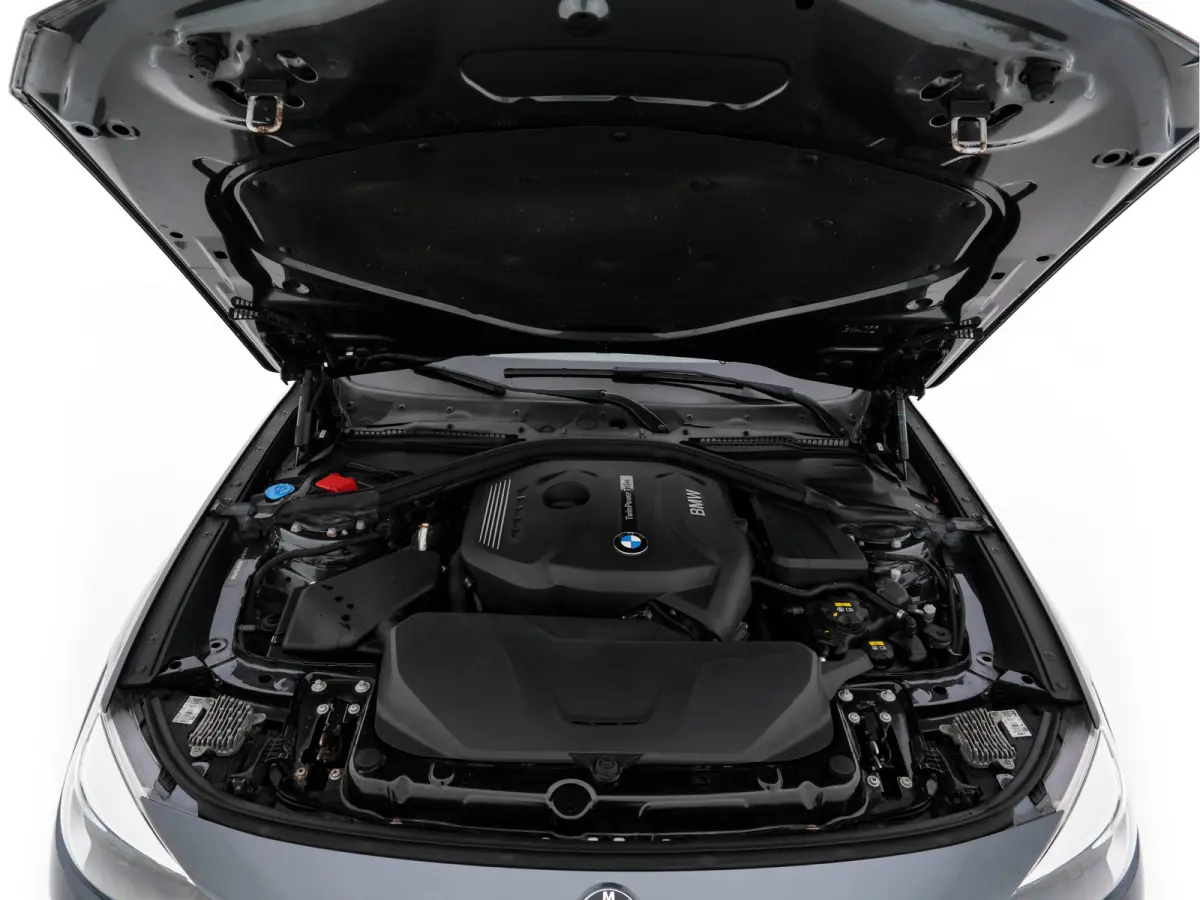 320i M-Sportpack High-Executive Aut. *PANO | LEATHER | FULL-LED | NAVI-FULLMAP | HEATED-SPORTSEATS | HIFI-SOUND | SHIFTPADDLES | ECC | PDC | CRUISE | 19''ALU*
