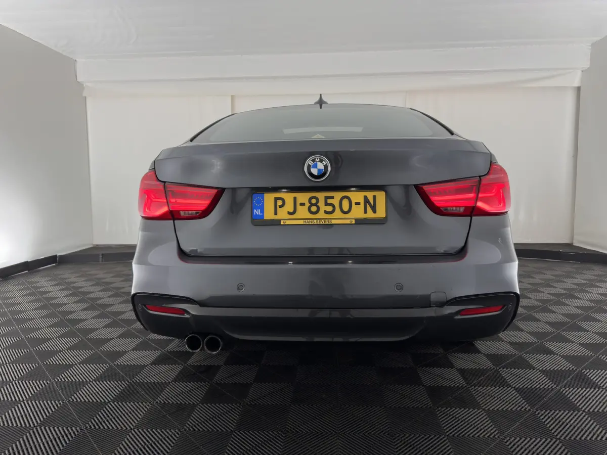 320i M-Sportpack High-Executive Aut. *PANO | LEATHER | FULL-LED | NAVI-FULLMAP | HEATED-SPORTSEATS | HIFI-SOUND | SHIFTPADDLES | ECC | PDC | CRUISE | 19''ALU*