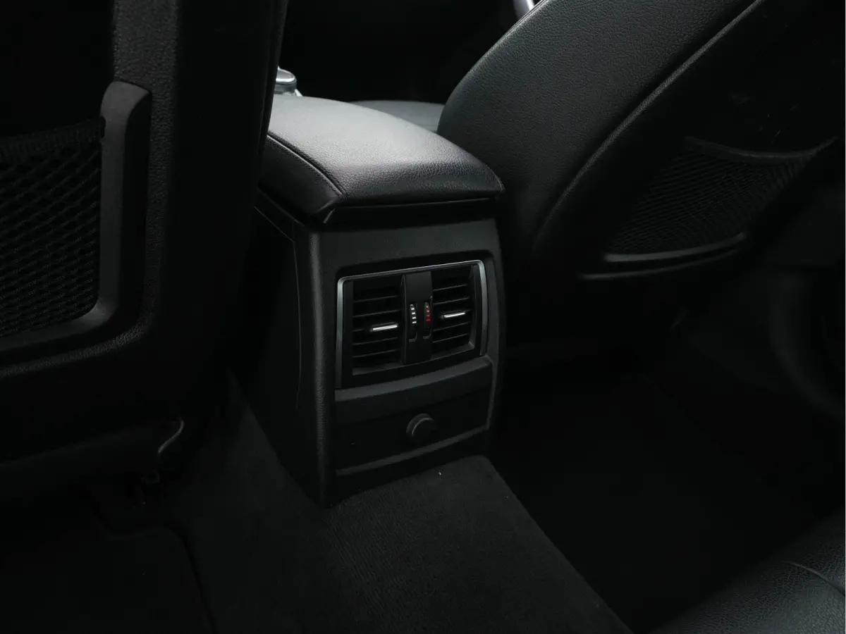 320i M-Sportpack High-Executive Aut. *PANO | LEATHER | FULL-LED | NAVI-FULLMAP | HEATED-SPORTSEATS | HIFI-SOUND | SHIFTPADDLES | ECC | PDC | CRUISE | 19''ALU*