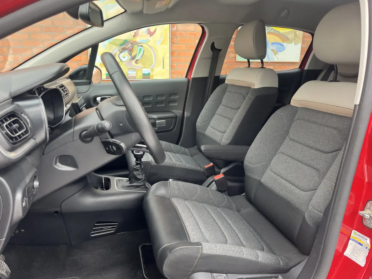 PureTech 110 Max | Keyless | Stoelverwarming | Achteruitrijcamera | Carplay/Android Auto | Climate Control |