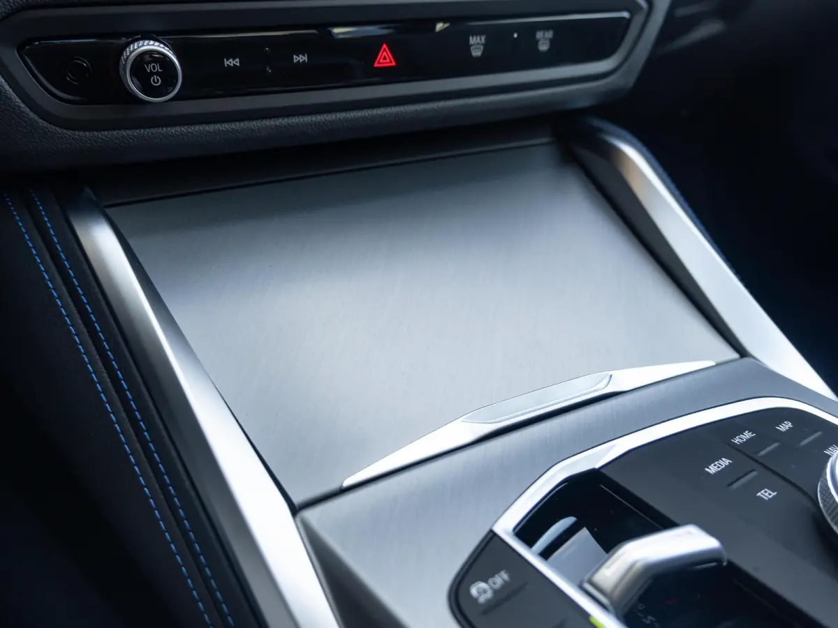 220i | M Sportpakket Pro | Schuif-/kanteldak | Comfort Access | HiFi System
