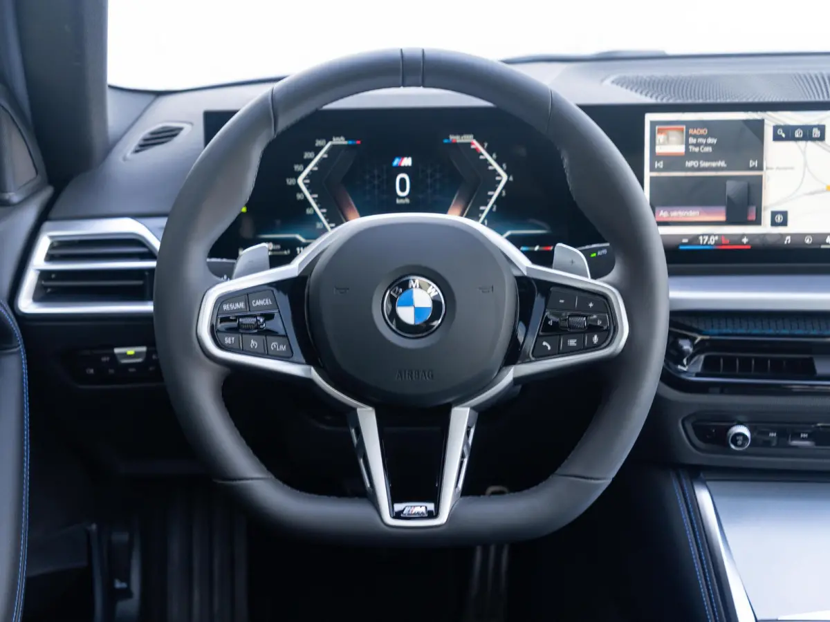 220i | M Sportpakket Pro | Schuif-/kanteldak | Comfort Access | HiFi System