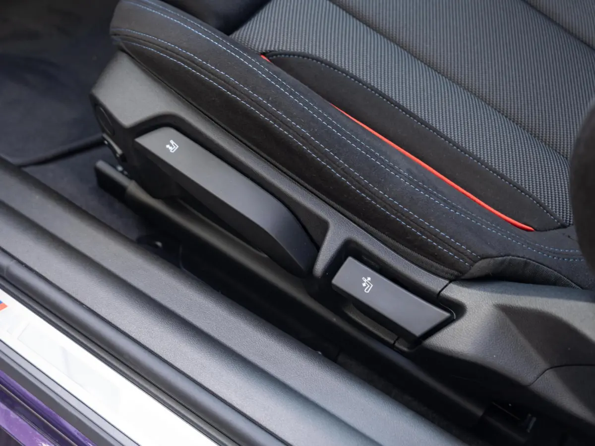 220i | M Sportpakket Pro | Schuif-/kanteldak | Comfort Access | HiFi System