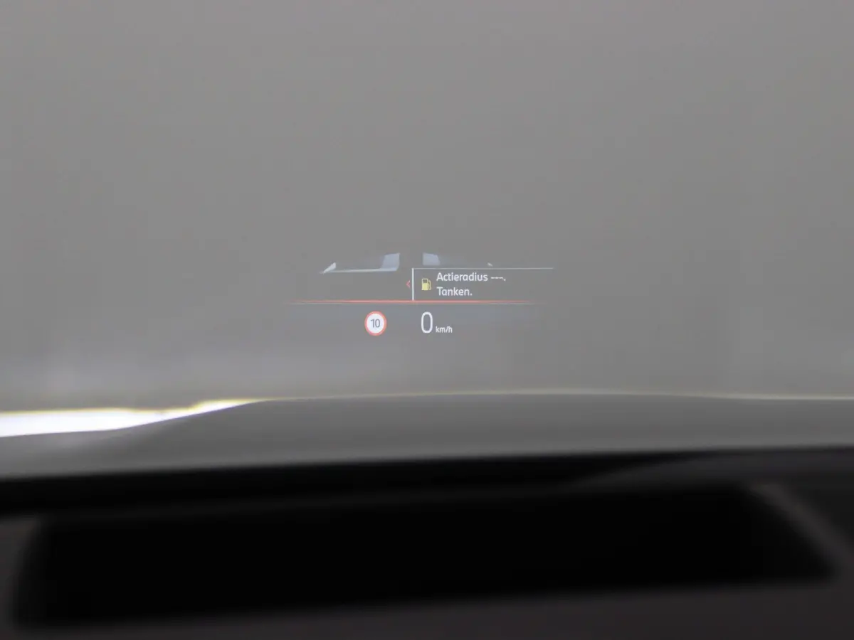 520i | M Sportpakket | Panoramadak | Harman Kardon | Trekhaak | Driving Assistant Plus