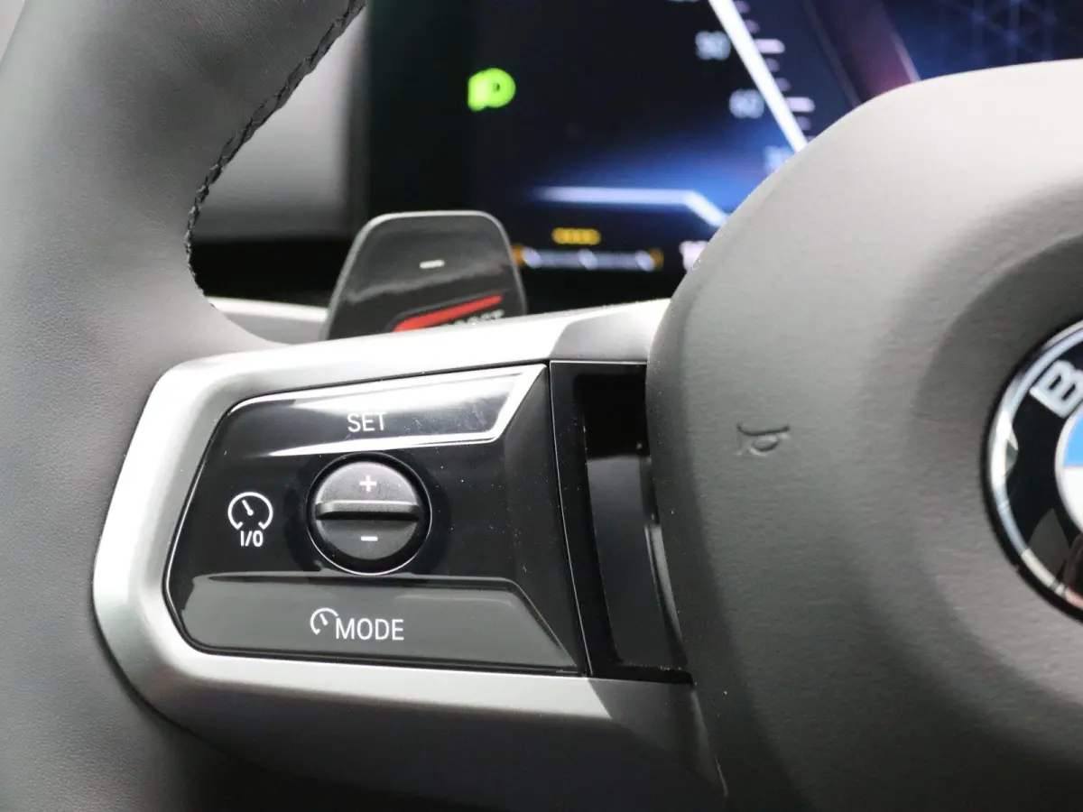 520i | M Sportpakket | Panoramadak | Harman Kardon | Trekhaak | Driving Assistant Plus