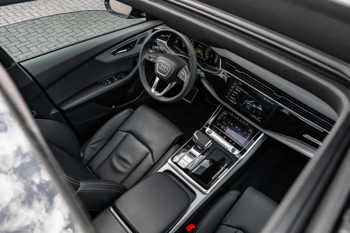 55 TFSI e quattro Pro Line S 394 PK | Trekhaak | Panoramadak | Head-up | 360 camera | Elek. stoelen | Stoelverw.  voor+achter