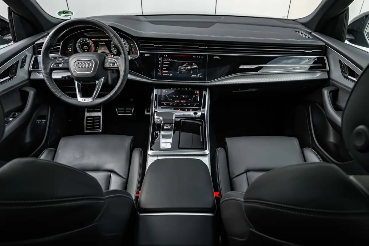 55 TFSI e quattro Pro Line S 394 PK | Trekhaak | Panoramadak | Head-up | 360 camera | Elek. stoelen | Stoelverw.  voor+achter