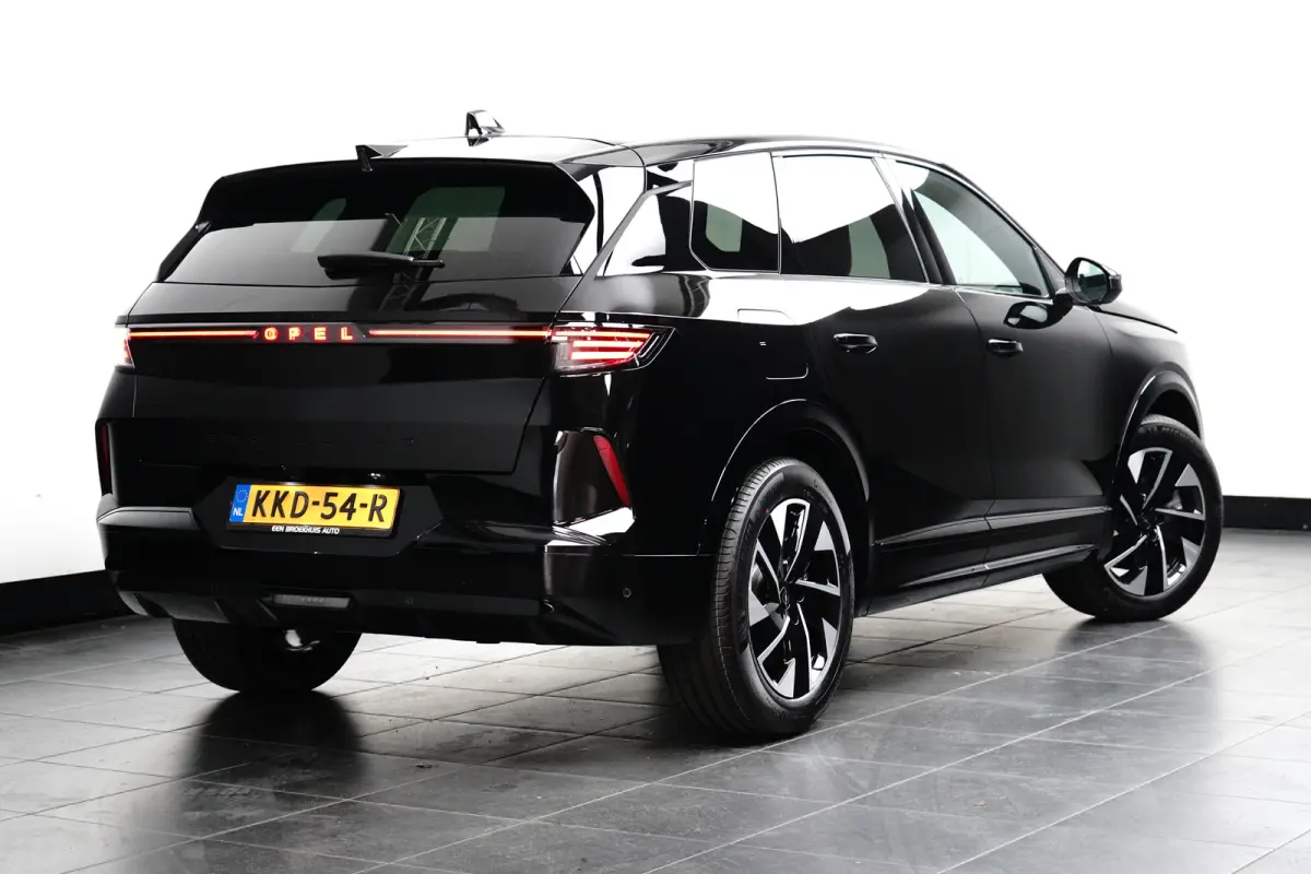 1.6 Turbo Plug-in-Hybrid GS | Afneembare trekhaak | Panoramadak | Navigatie | Matrix LED | Winterpakket |