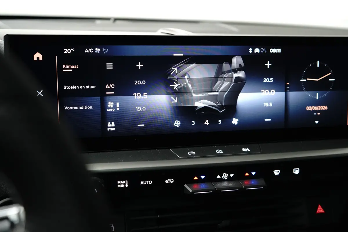 1.6 Turbo Plug-in-Hybrid GS | Afneembare trekhaak | Panoramadak | Navigatie | Matrix LED | Winterpakket |