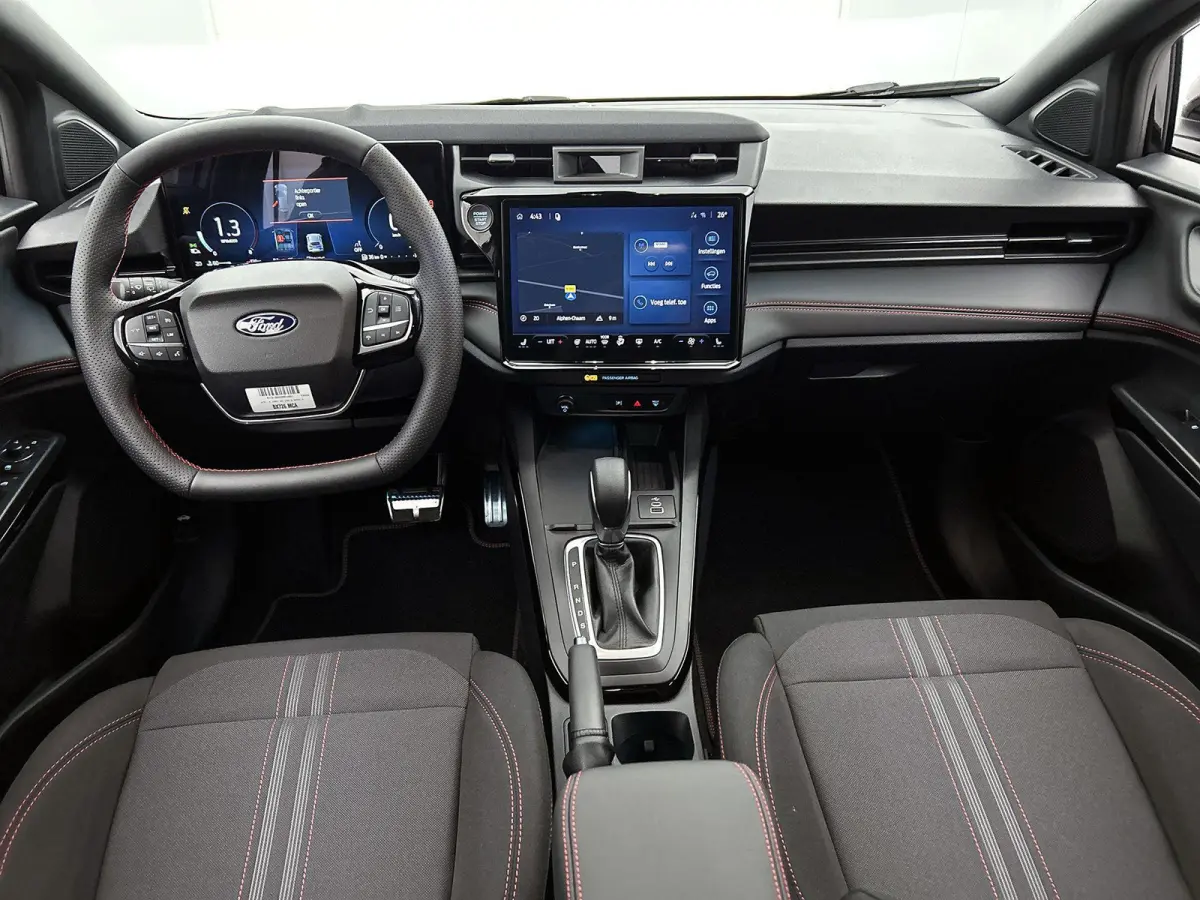 1.0 EcoBoost ST-Line | NIEUW UIT VOORRAAD | €5.000,- Korting | Ford Options 0,99% | Winter Pack | 4-Season Banden | Camera
