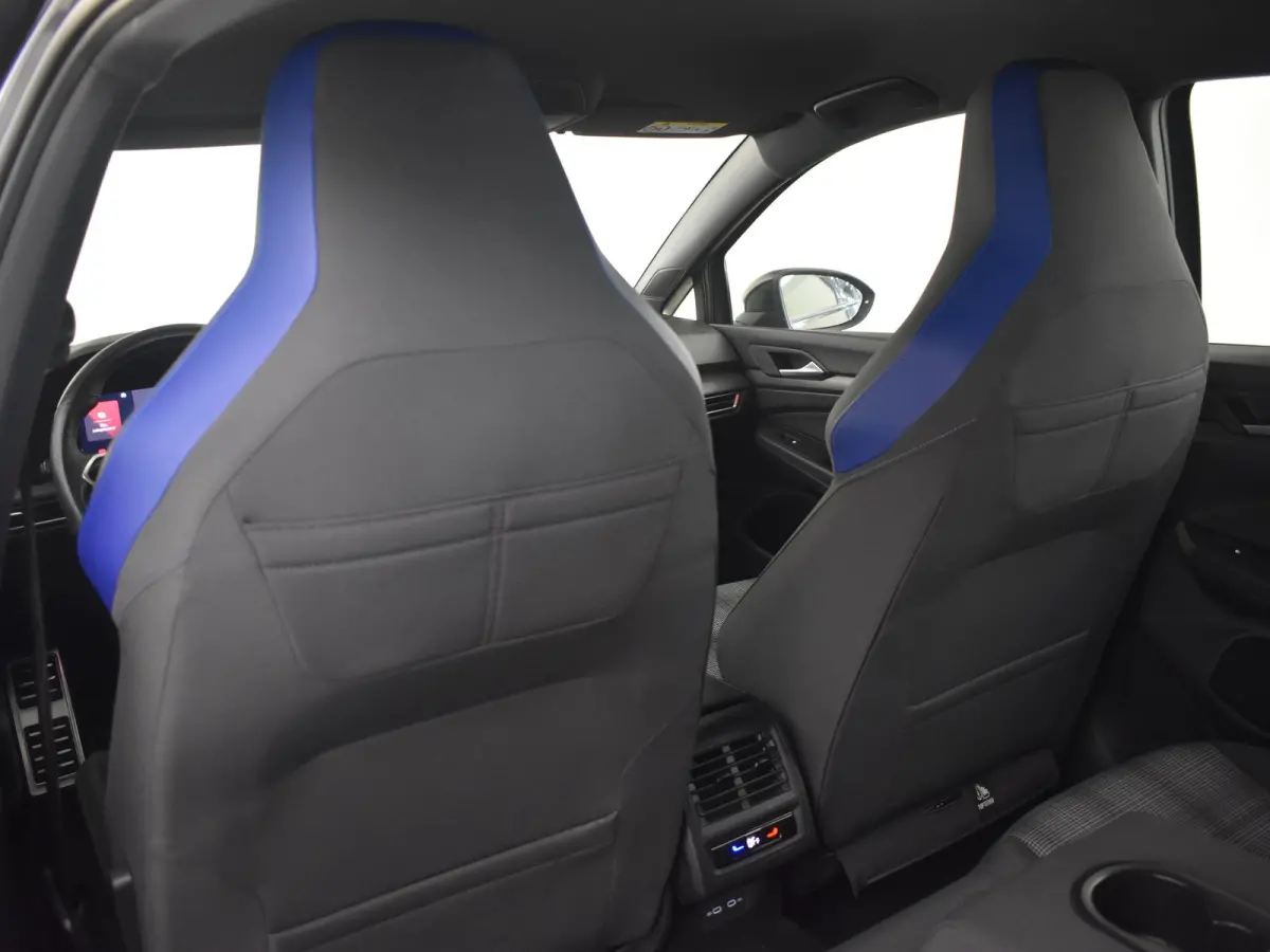 1.4 eHybrid GTE 245PK DSG/AUTO | DCC Adaptive Onderstel | App connect | Stoel/stuurverwarming | SOH 97% | DAB | LED | Parkeersensoren voor/achter | Cruise control adapt | 18" LMV