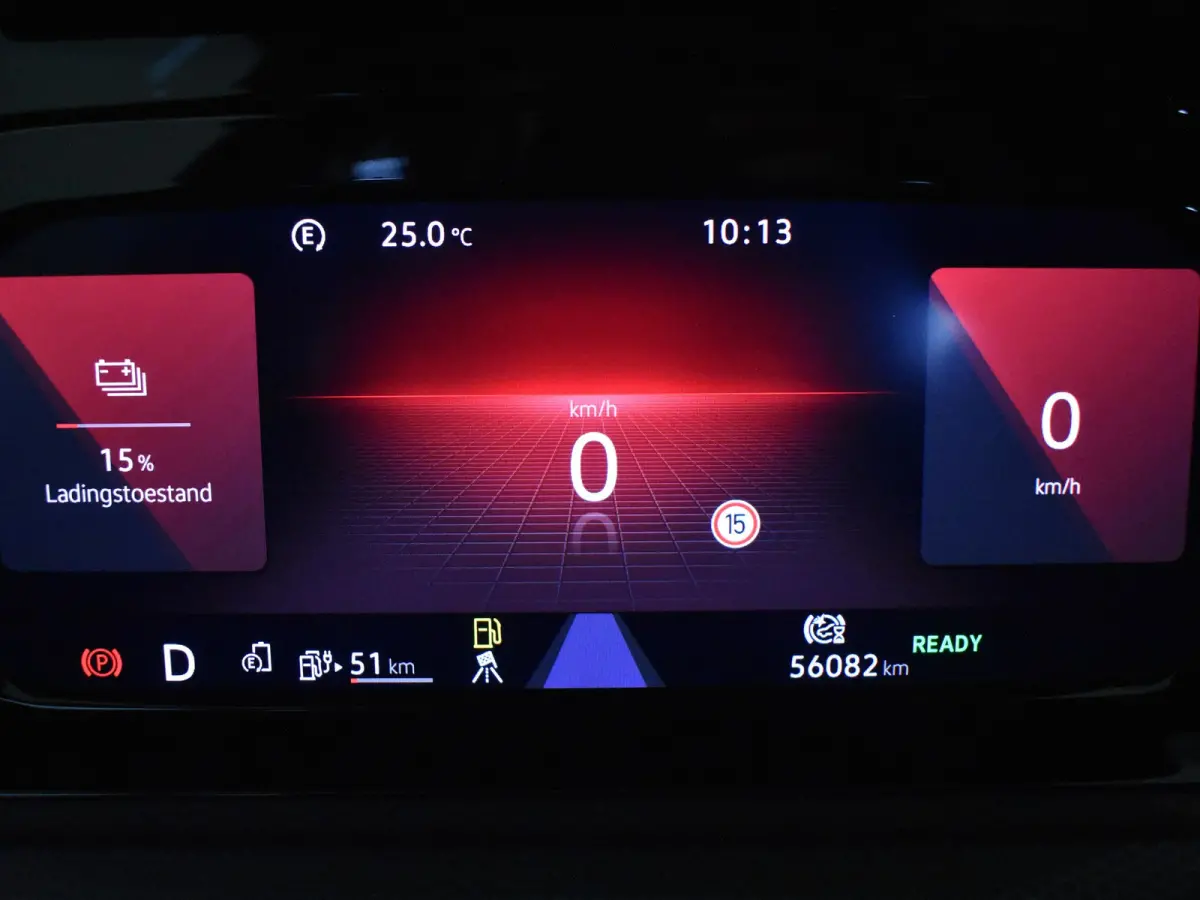 1.4 eHybrid GTE 245PK DSG/AUTO | DCC Adaptive Onderstel | App connect | Stoel/stuurverwarming | SOH 97% | DAB | LED | Parkeersensoren voor/achter | Cruise control adapt | 18" LMV