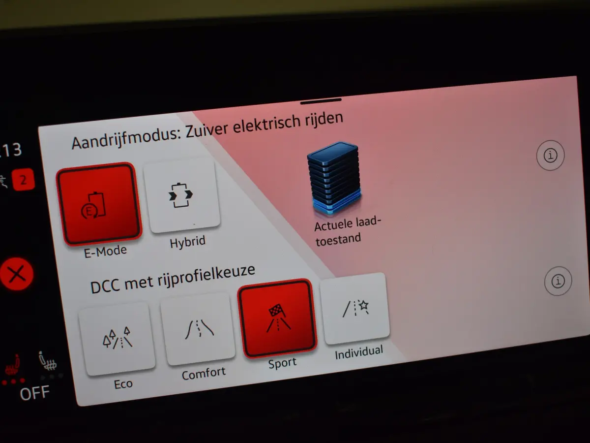 1.4 eHybrid GTE 245PK DSG/AUTO | DCC Adaptive Onderstel | App connect | Stoel/stuurverwarming | SOH 97% | DAB | LED | Parkeersensoren voor/achter | Cruise control adapt | 18" LMV