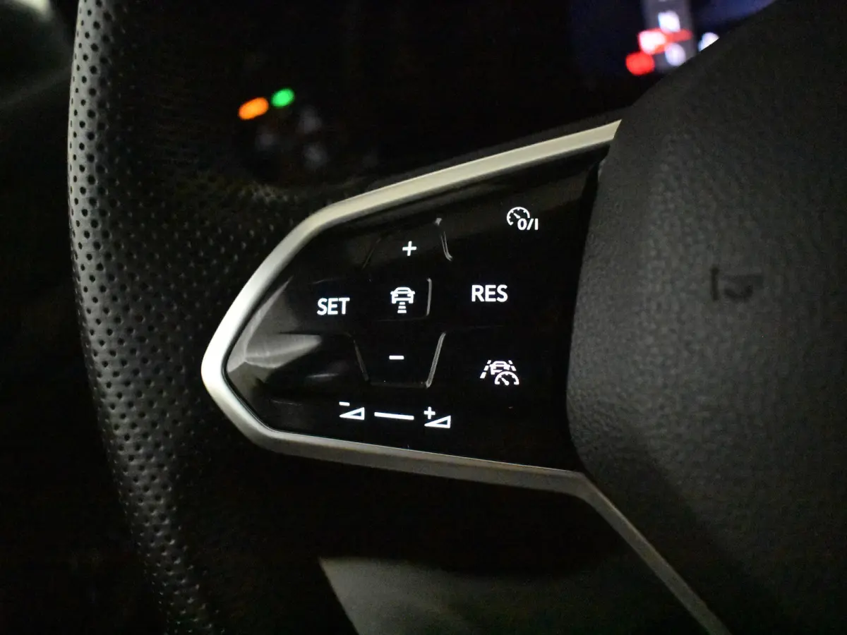 1.4 eHybrid GTE 245PK DSG/AUTO | DCC Adaptive Onderstel | App connect | Stoel/stuurverwarming | SOH 97% | DAB | LED | Parkeersensoren voor/achter | Cruise control adapt | 18" LMV