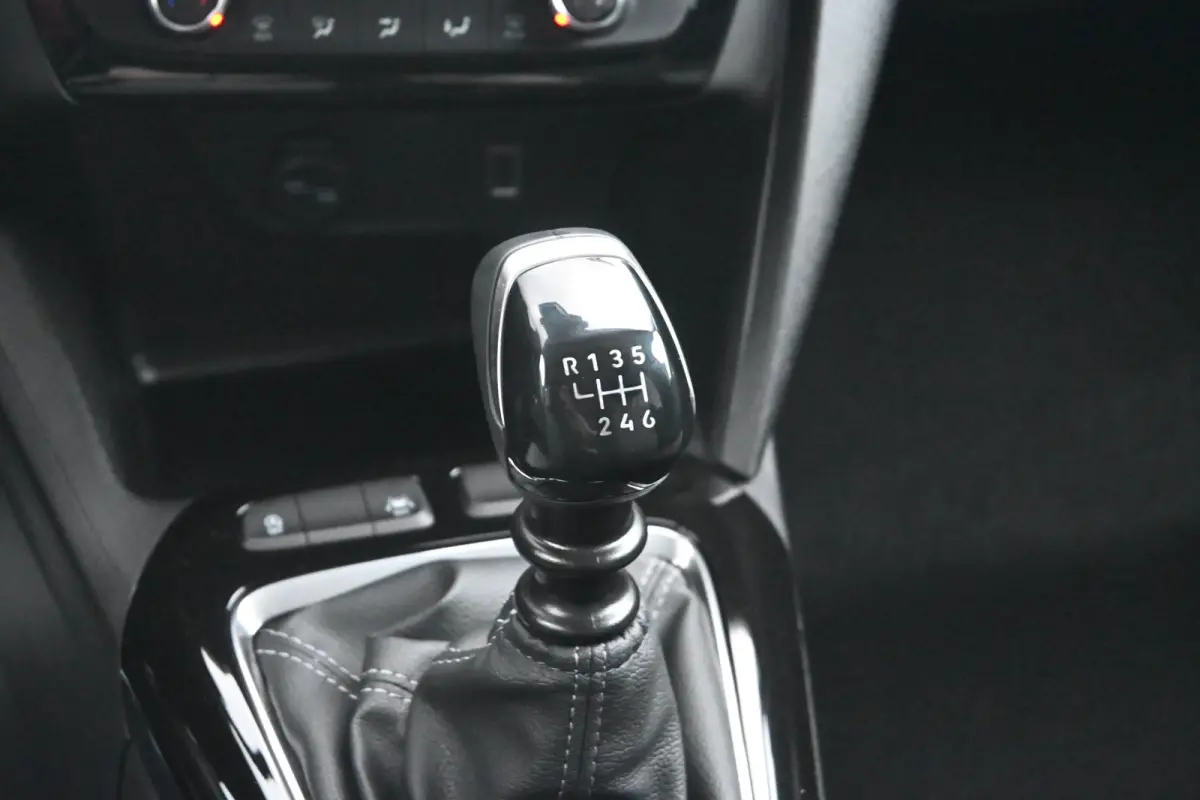 Edition 1.2T 100pk | Navigatie By App | Achteruitrijcamera | Cruise Control | !