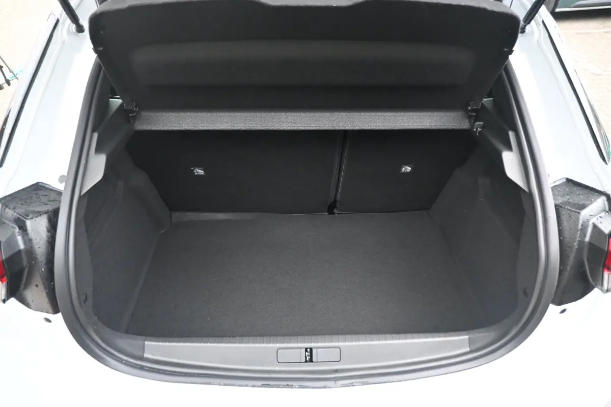 Edition 1.2T 100pk | Navigatie By App | Achteruitrijcamera | Cruise Control | !