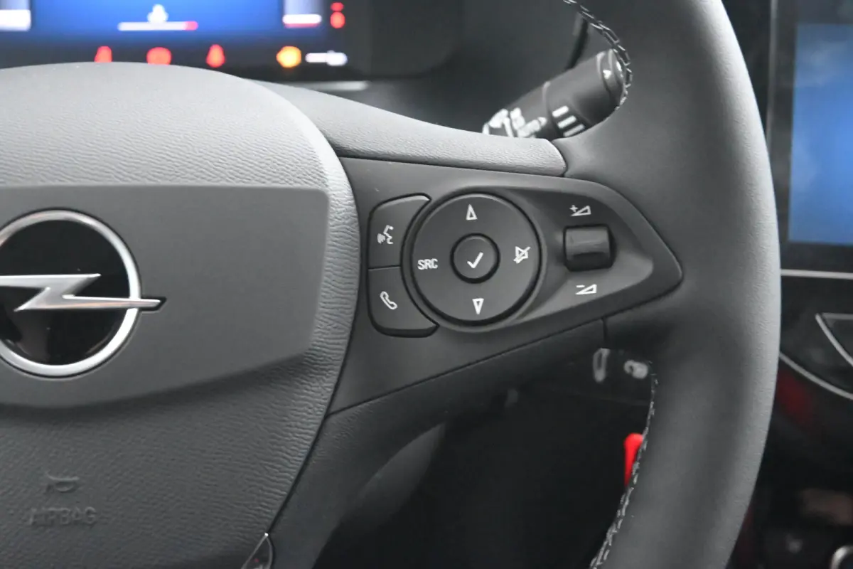 Edition 1.2T 100pk | Navigatie By App | Achteruitrijcamera | Cruise Control | !