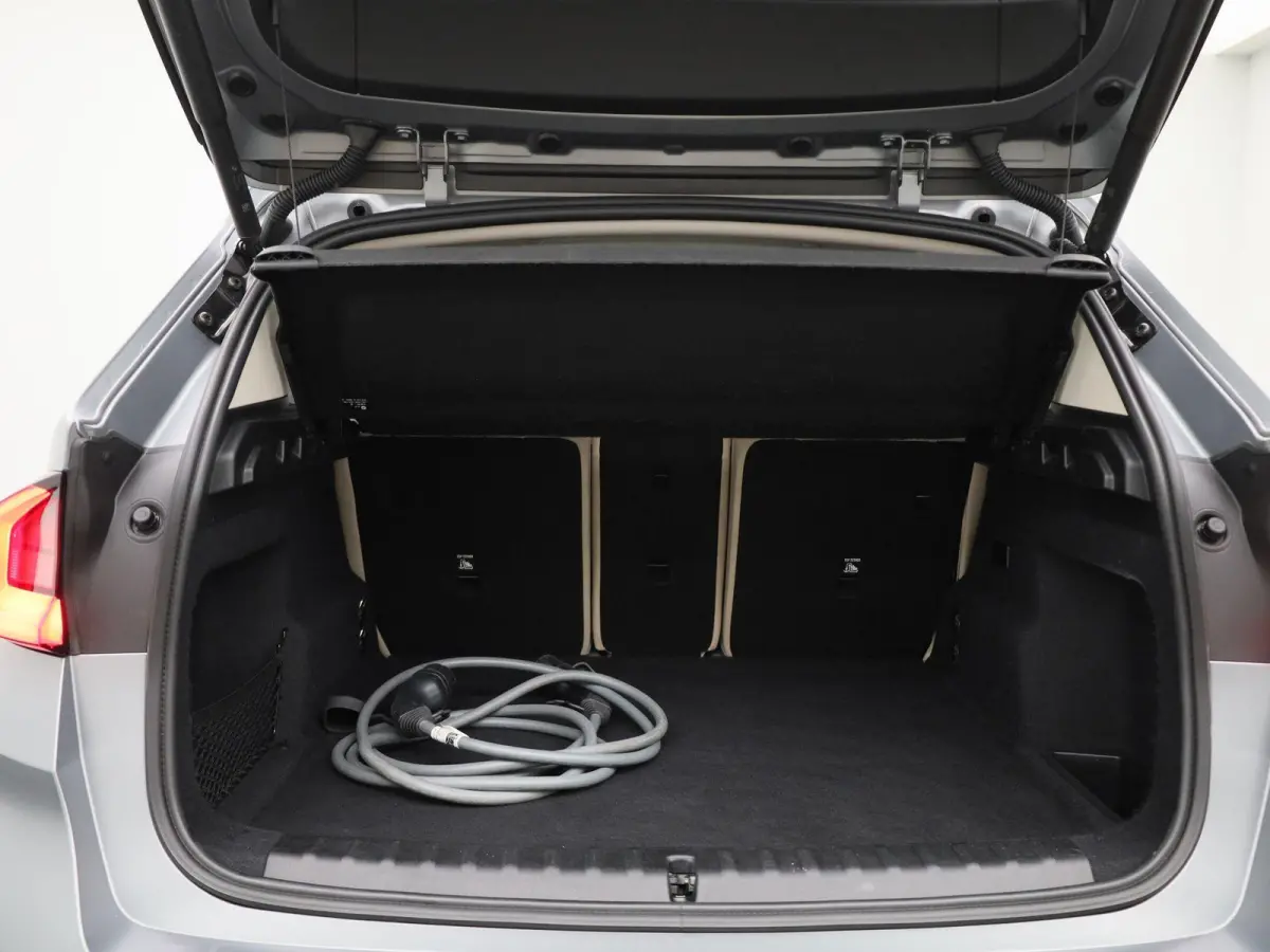 xDrive25e | Automaat | Leder | Panorama dak | Stoel verwarming | Virtual cockpit | Harman Kardon | Memory Seats | Apple Carplay / Android Auto | Achteruitrijcamera 360 | Climate Control | Cr