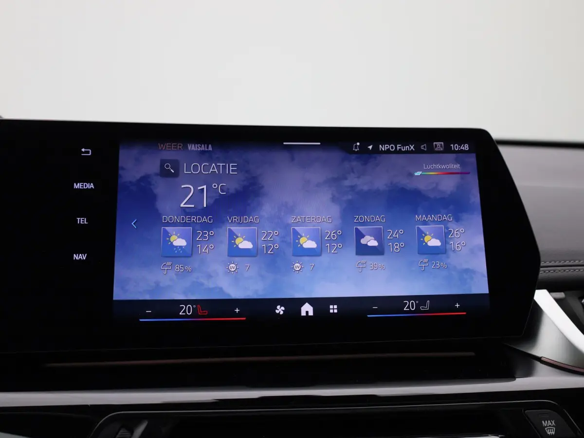 xDrive25e | Automaat | Leder | Panorama dak | Stoel verwarming | Virtual cockpit | Harman Kardon | Memory Seats | Apple Carplay / Android Auto | Achteruitrijcamera 360 | Climate Control | Cr