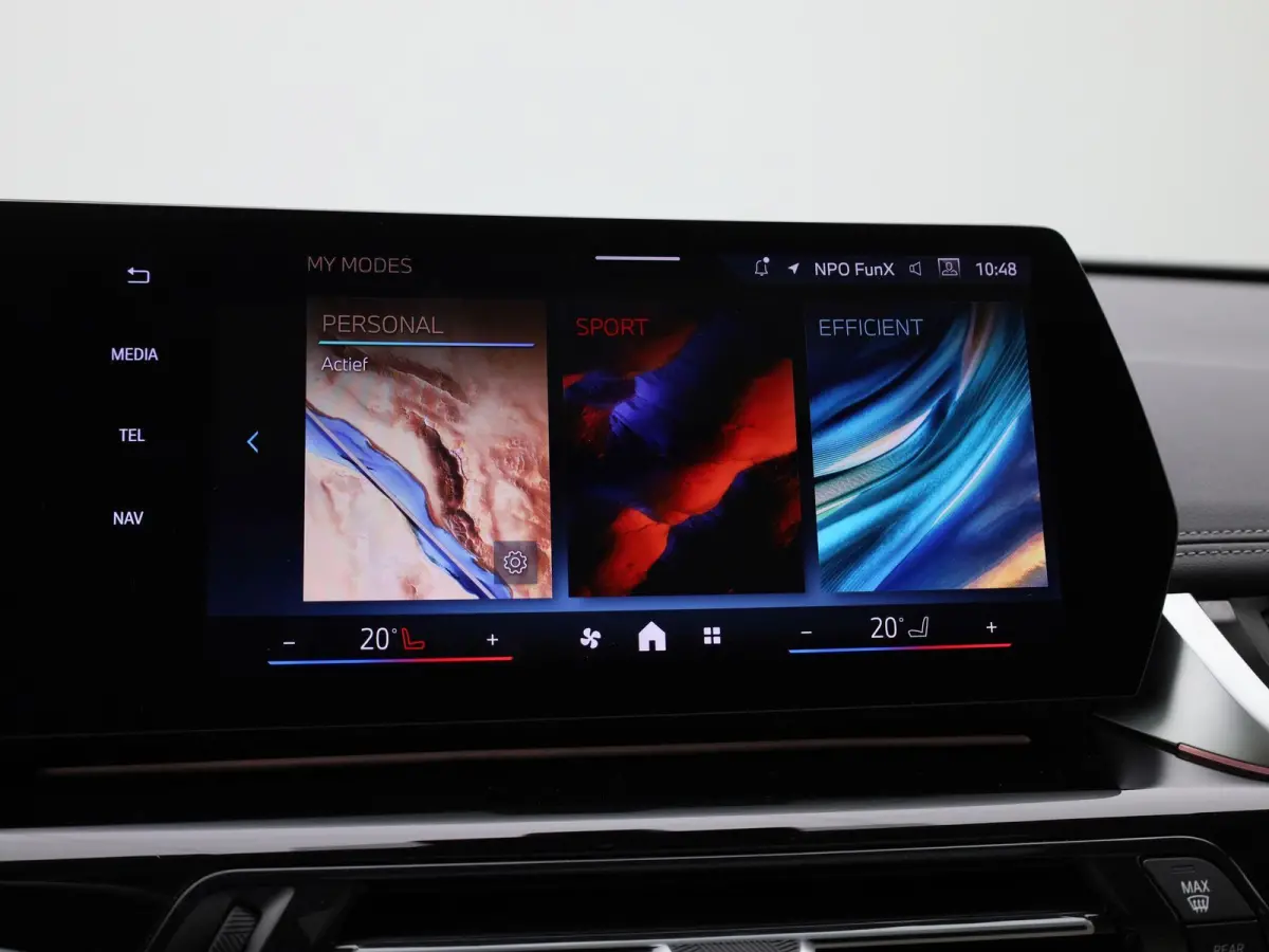 xDrive25e | Automaat | Leder | Panorama dak | Stoel verwarming | Virtual cockpit | Harman Kardon | Memory Seats | Apple Carplay / Android Auto | Achteruitrijcamera 360 | Climate Control | Cr