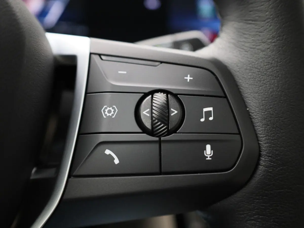 xDrive25e | Automaat | Leder | Panorama dak | Stoel verwarming | Virtual cockpit | Harman Kardon | Memory Seats | Apple Carplay / Android Auto | Achteruitrijcamera 360 | Climate Control | Cr