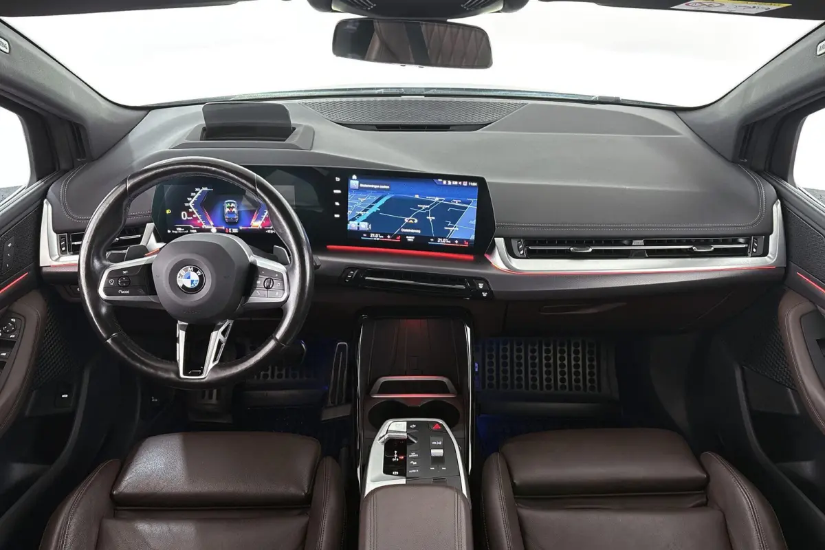 220i M Sport Trekhaak Leder Stoelverwarming 360-Camera
