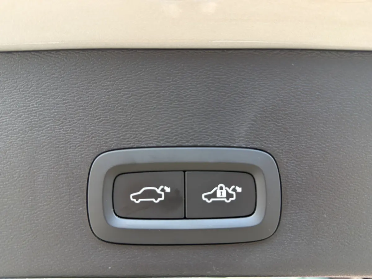 T5 Business Pro | Apple Carplay/Android Auto | Cruise control adaptief | Dodehoekdetectie | Stuurwiel en stoelen verwarmd |