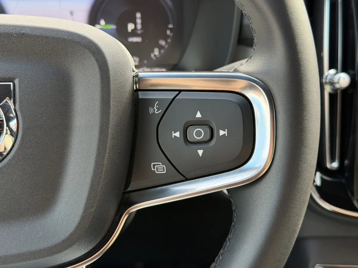 T5 Business Pro | Apple Carplay/Android Auto | Cruise control adaptief | Dodehoekdetectie | Stuurwiel en stoelen verwarmd |