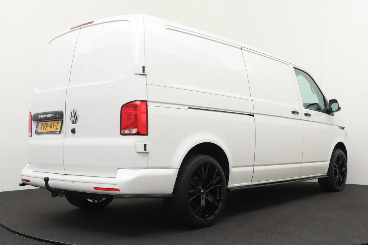 2.0 TDI 150PK Aut. L2H1 R-Line 20" Velgen Maxton-Pakket Trekhaak
