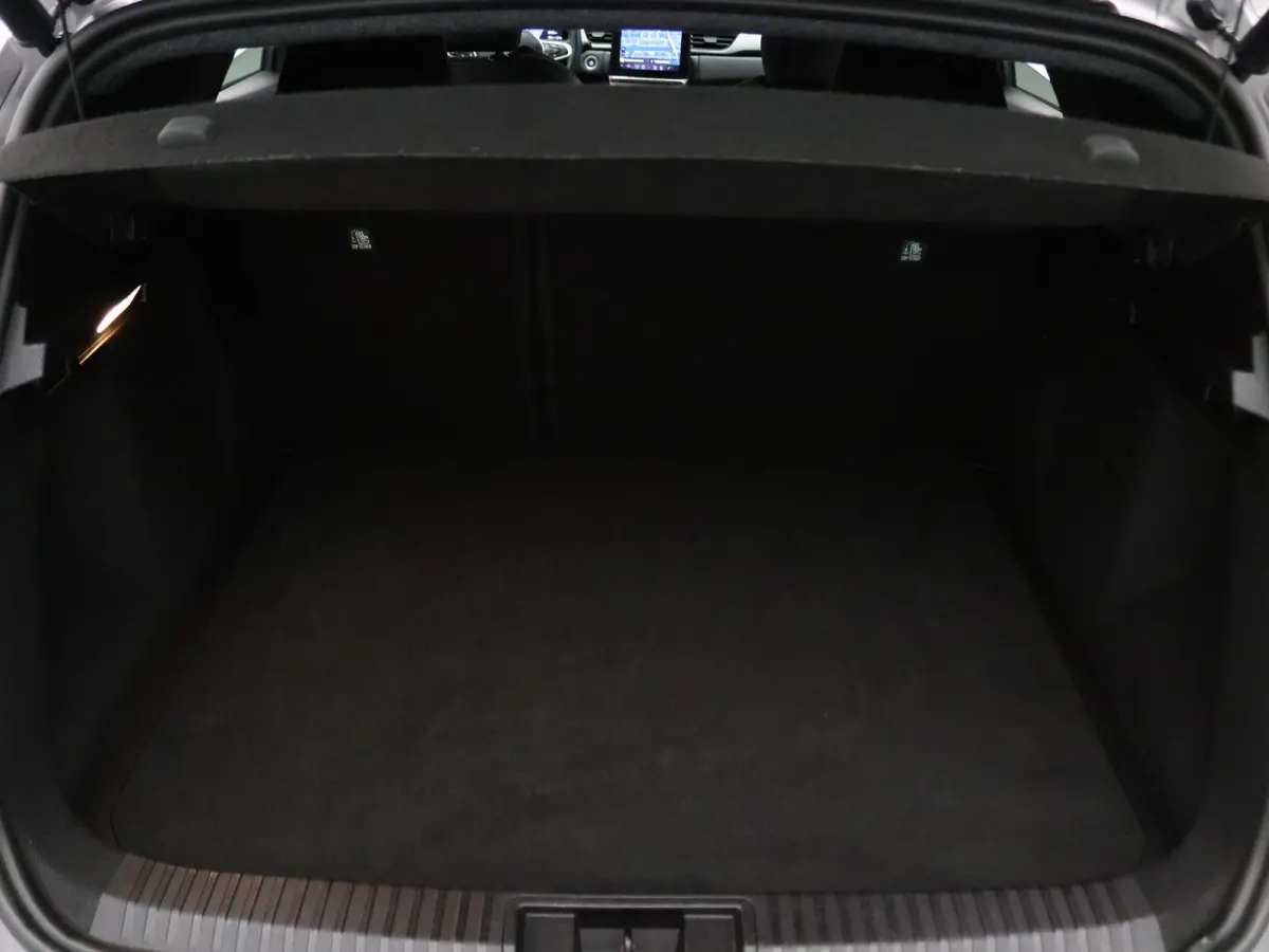 145pk E-Tech full hybrid techno Apple Carplay/Android Auto | Climate