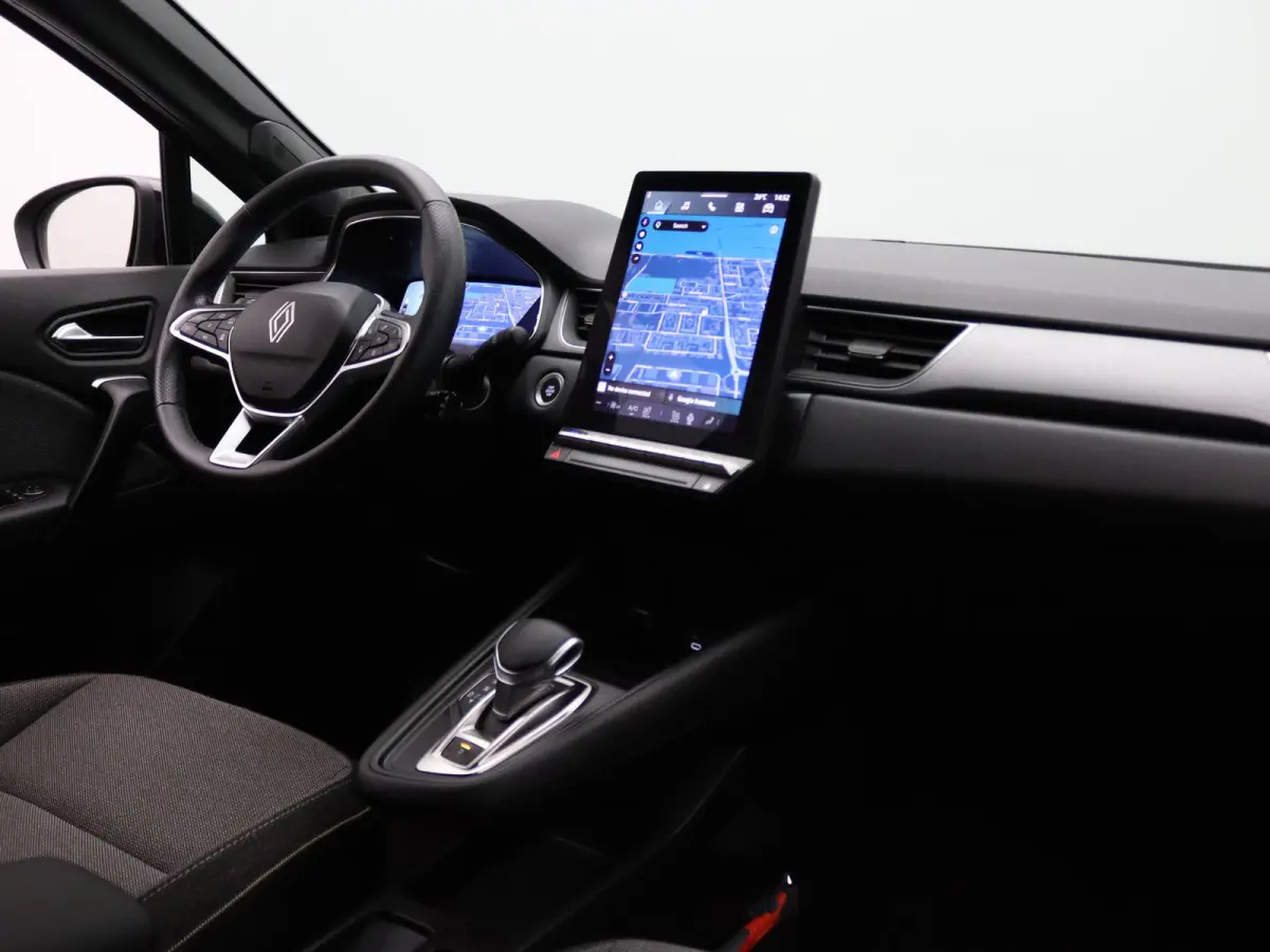 145pk E-Tech full hybrid techno Apple Carplay/Android Auto | Climate