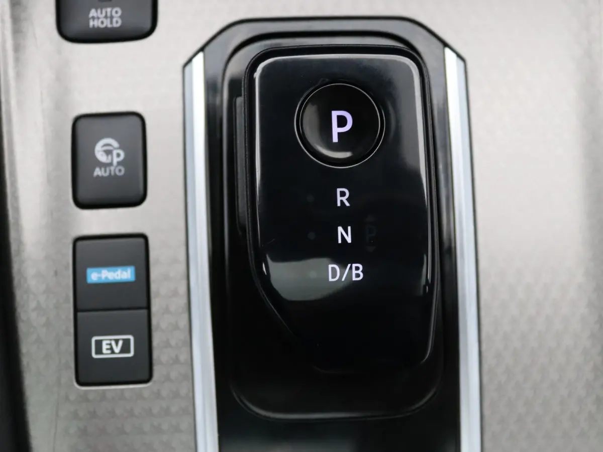 190pk e-Power N-Connecta Apple Carplay/Android Auto | Climate