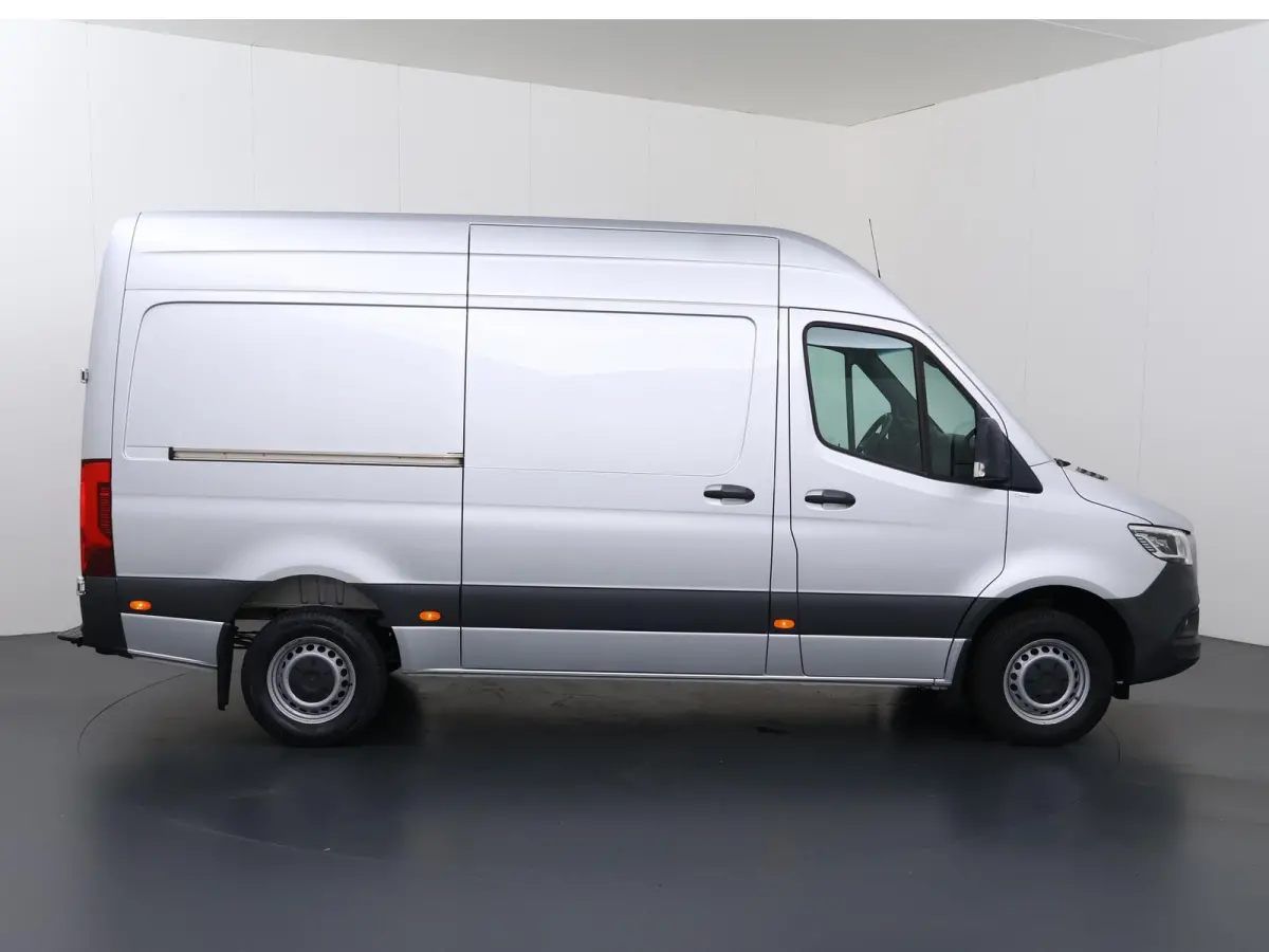 317 CDI | Aut. | L2 H2 | 3500 KG. AHW | TREKHAAK | NAVIGATIE | STOELVERWARMING | CRUISE CONTROL | CERTIFIED