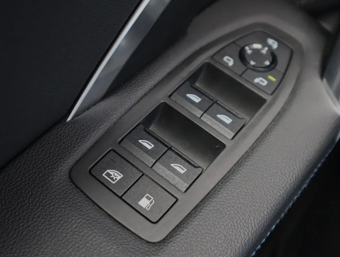 xDrive25e M Sport | Pano | H+K | Massage | BLIS