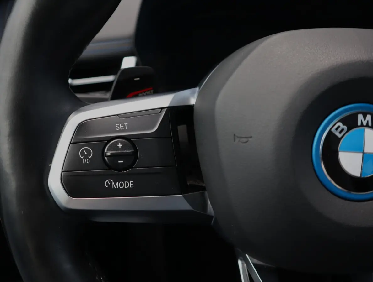 xDrive25e M Sport | Pano | H+K | Massage | BLIS