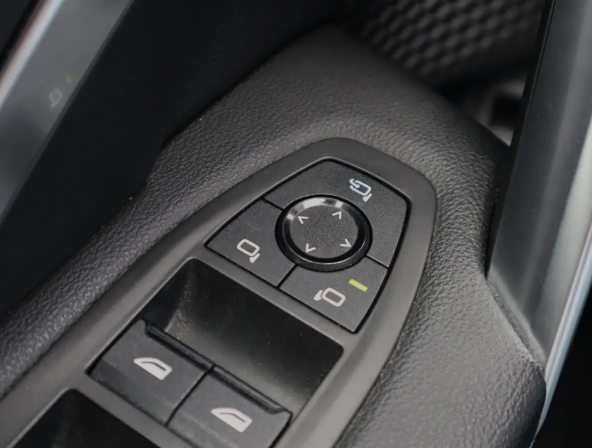 xDrive25e M Sport | Pano | H+K | Massage | BLIS