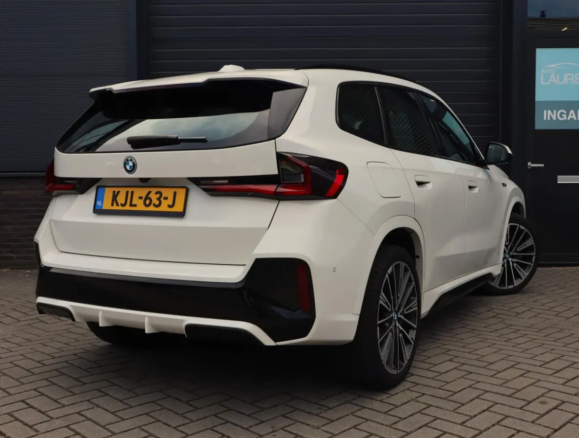 xDrive25e M Sport | Pano | H+K | Massage | BLIS
