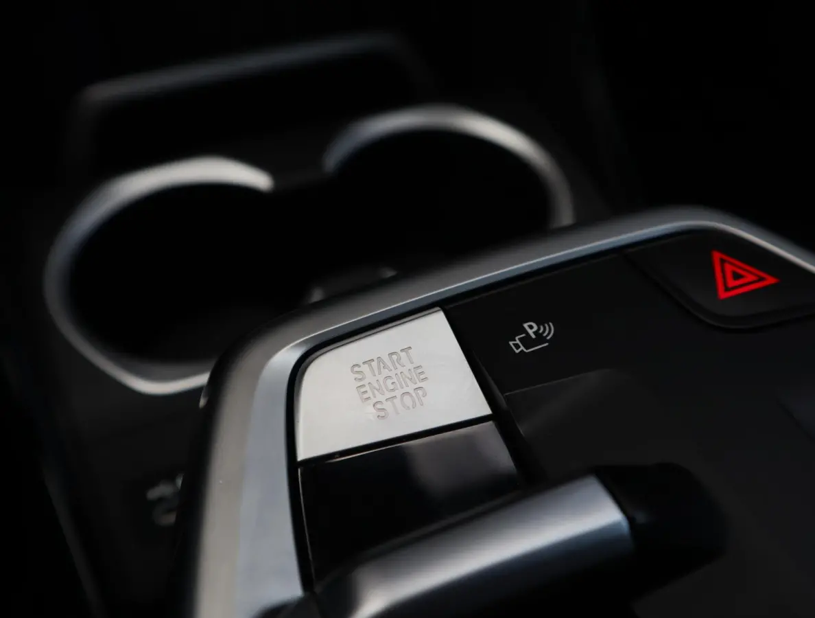 xDrive25e M Sport | Pano | H+K | Massage | BLIS