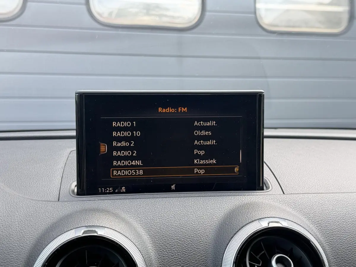 35 TFSI CoD Sport S Line | Navigatie | Parkeersensoren | 18 Inch Lichtmetalen Velgen | Climate Control |