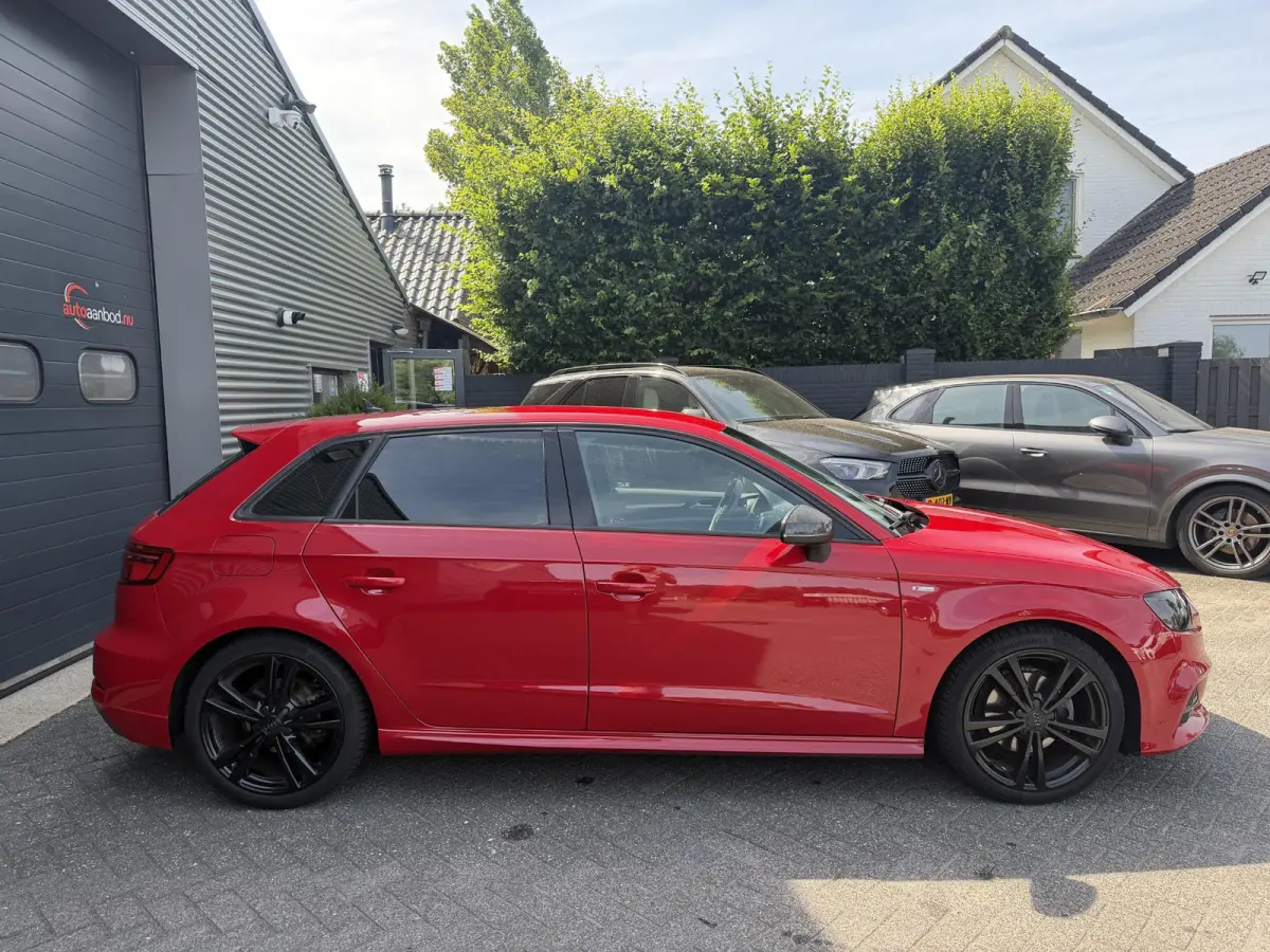 35 TFSI CoD Sport S Line | Navigatie | Parkeersensoren | 18 Inch Lichtmetalen Velgen | Climate Control |