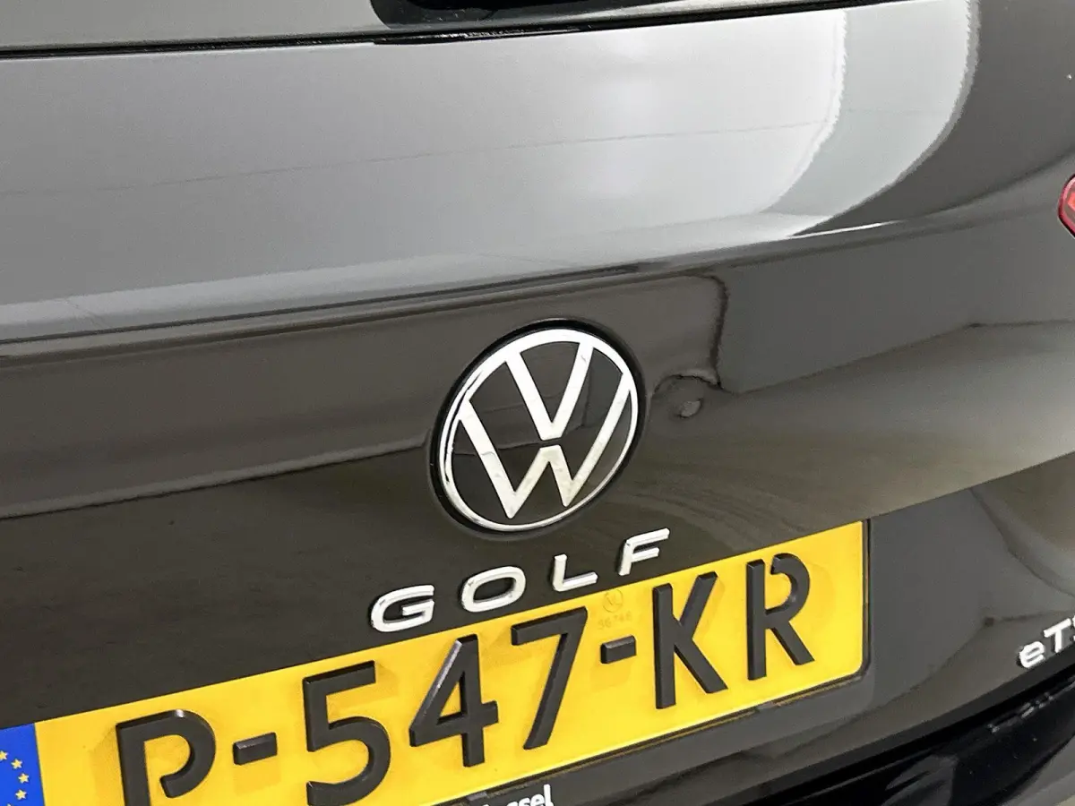 1.5 eTSI Life Business 1 eerdere eigenaar | Trekhaak | Apple Carplay | Android Auto | Stoelverwarming | Cruise Control Adaptief | Dakrails | Parkeersensor Voor en Achter | Sfeerverlichting