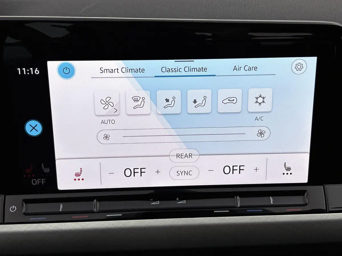 1.5 eTSI Life Business 1 eerdere eigenaar | Trekhaak | Apple Carplay | Android Auto | Stoelverwarming | Cruise Control Adaptief | Dakrails | Parkeersensor Voor en Achter | Sfeerverlichting