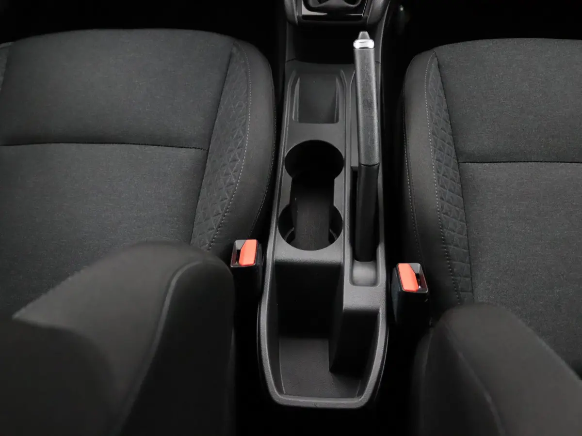 TCe 90 Zen | Navigatie | Parkeersensoren |